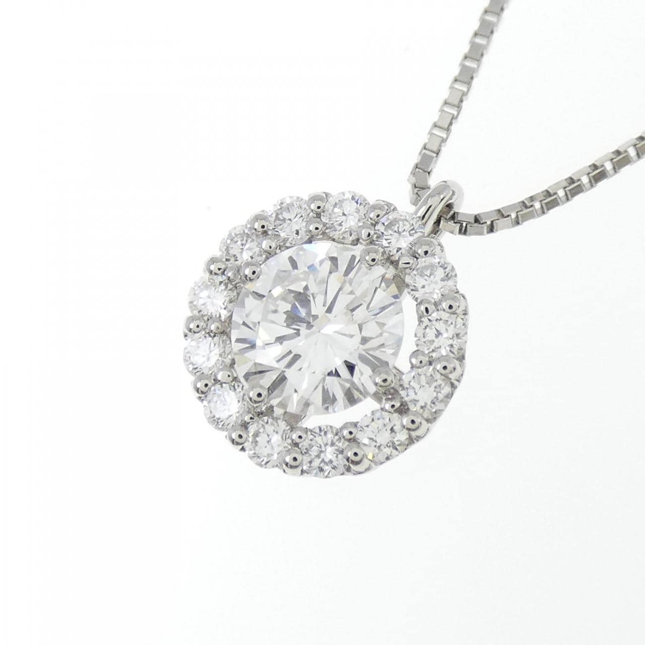 [BRAND NEW] PT Diamond Necklace 0.720CT D SI2 Good