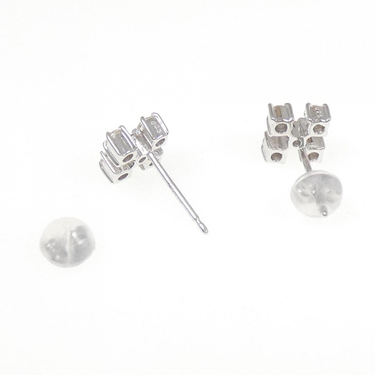 18KWG/K18WG ダイヤモンド ピアス 0.50CT