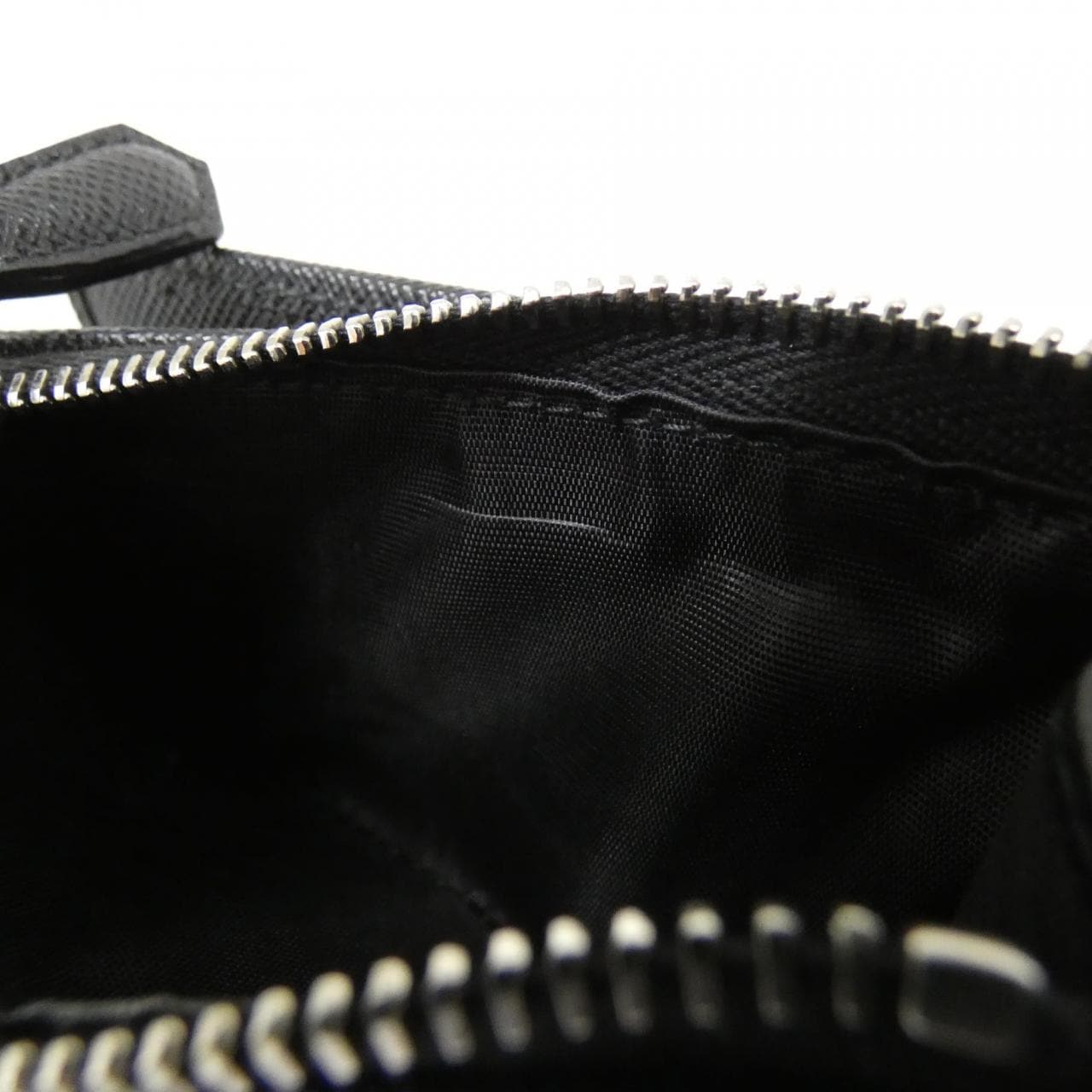 プラダ 2ML049 財布