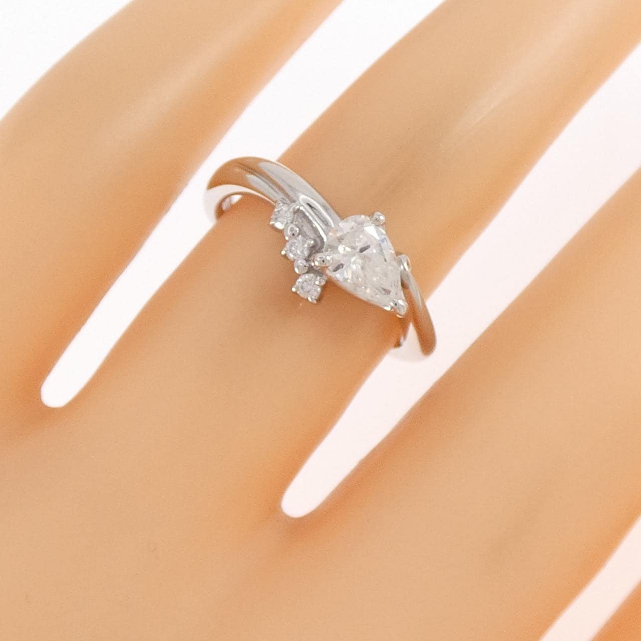 PT900 ダイヤモンド リング 0.411CT
