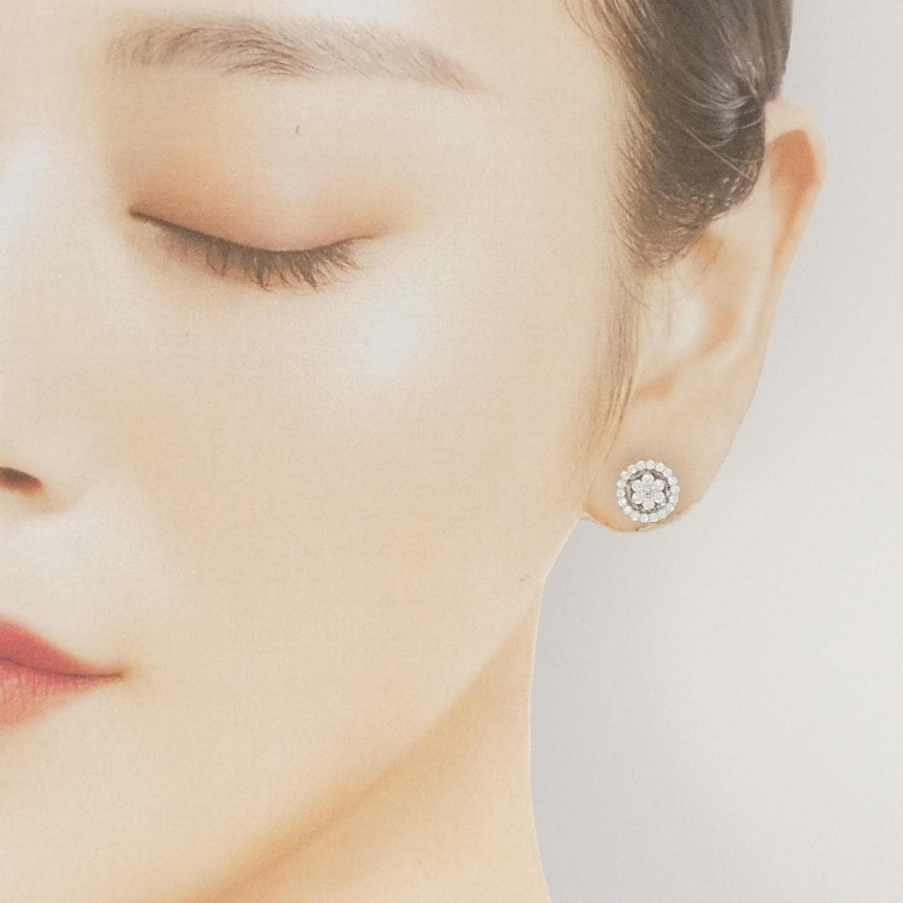 PT900 2WAY フラワー ダイヤモンド ピアス 0.30CT 片耳