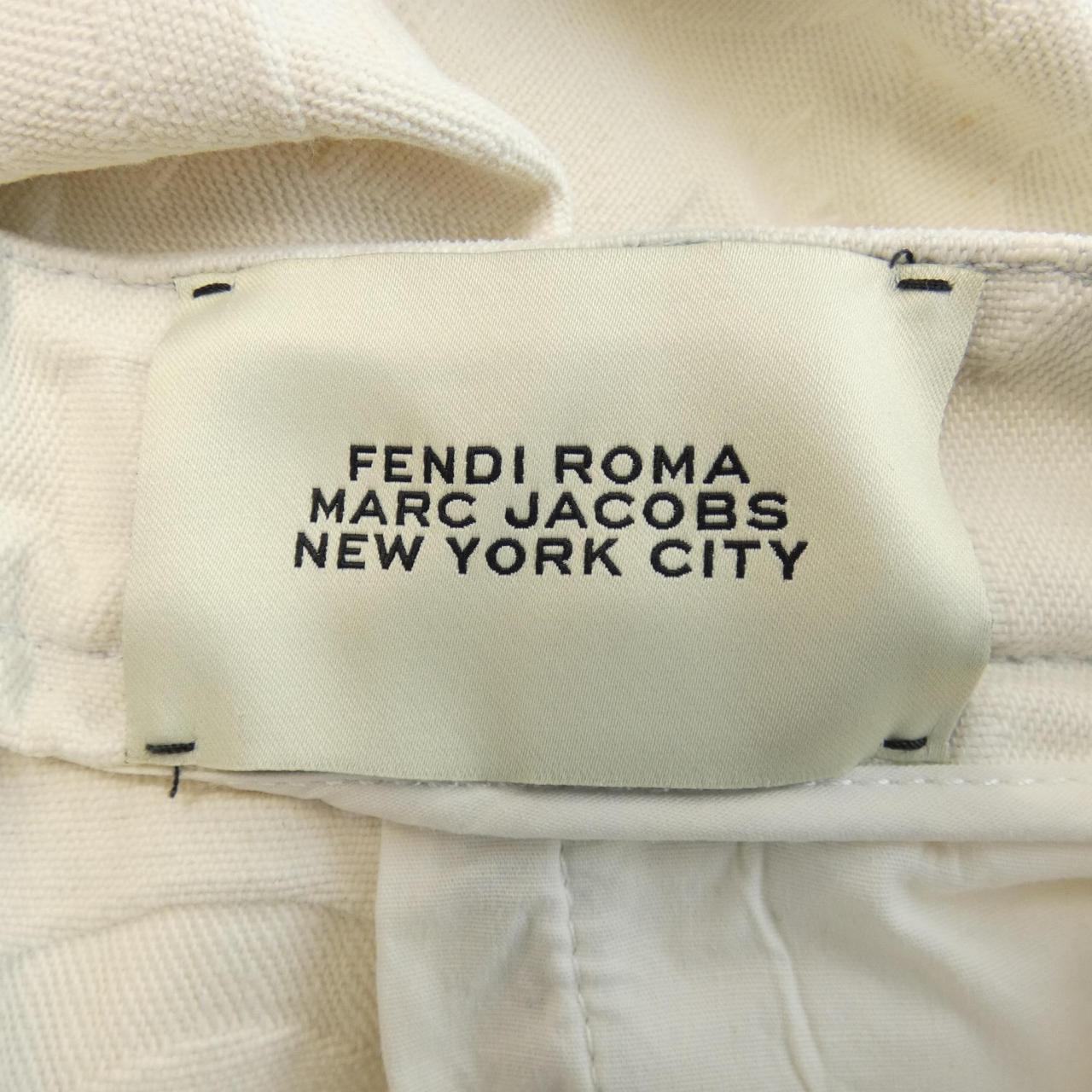 フェンディ FENDI スカート