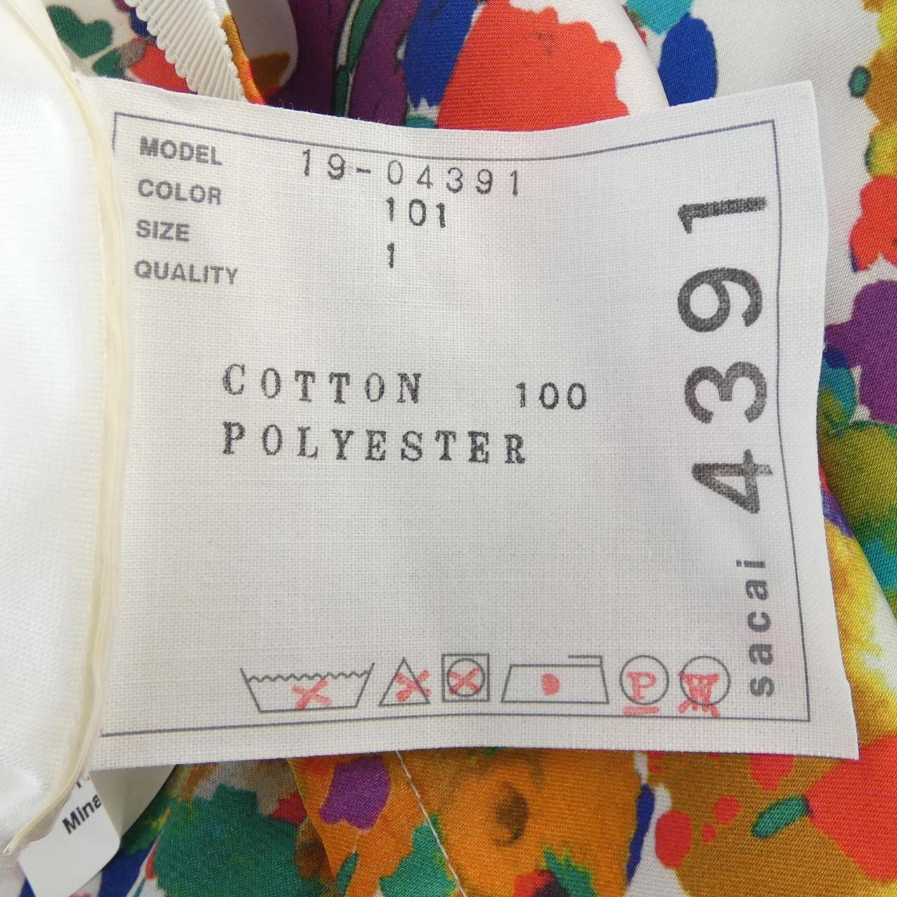 サカイ SACAI 19-04391 トップス