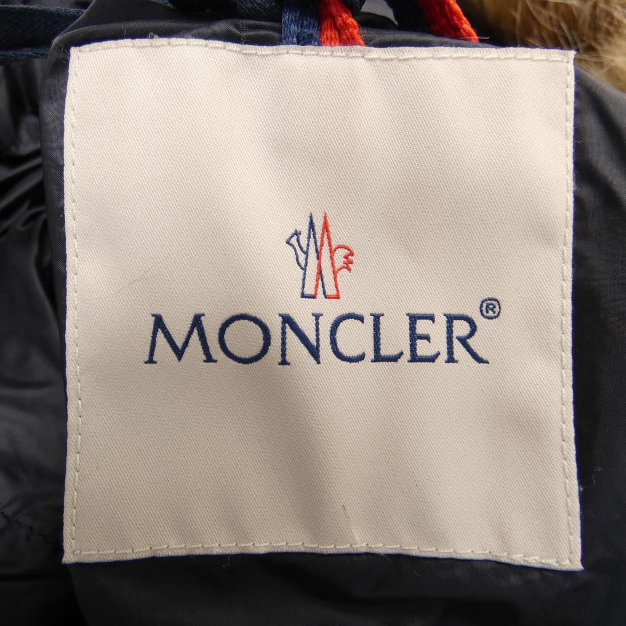 モンクレール MONCLER ダウンジャケット
