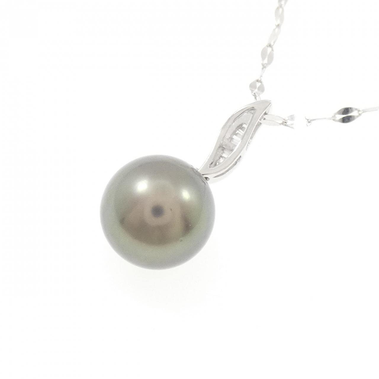585WG 黒蝶パール ネックレス 10.1mm