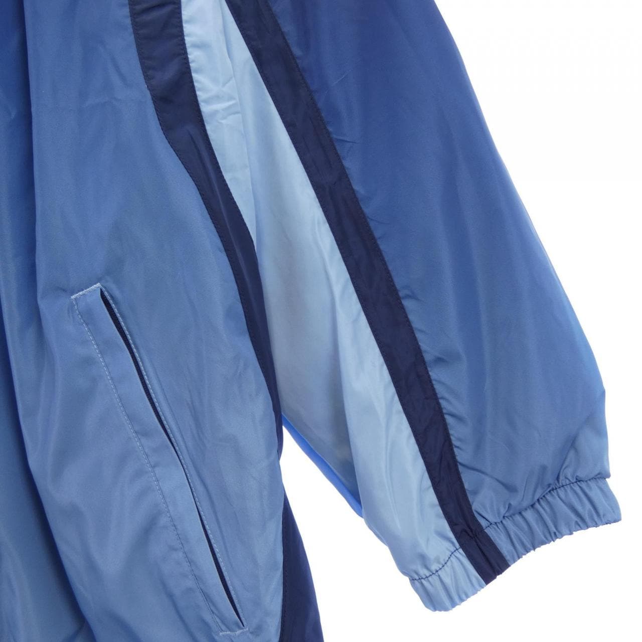 シュプリーム SUPREME UMBRO ブルゾン