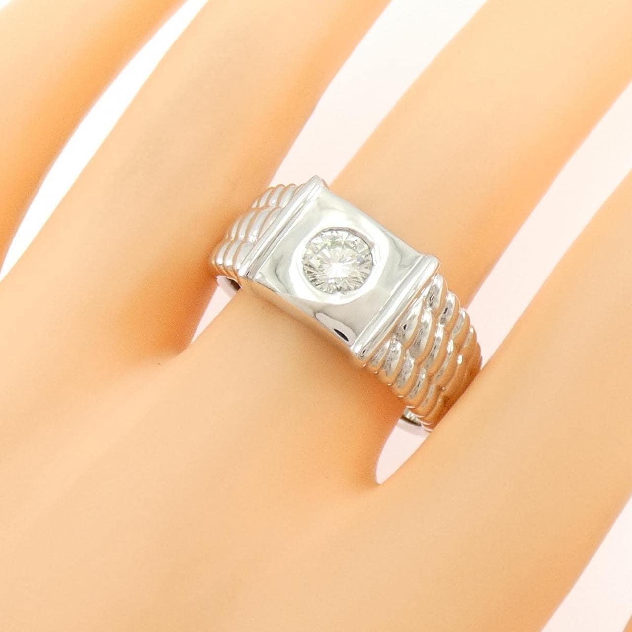 PT900 ダイヤモンド リング 0.564CT