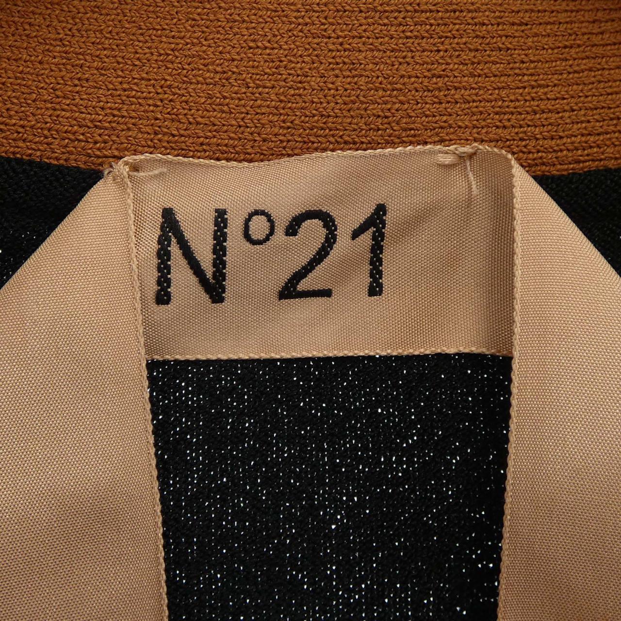 ヌメロヴェントゥーノ N°21 カーディガン