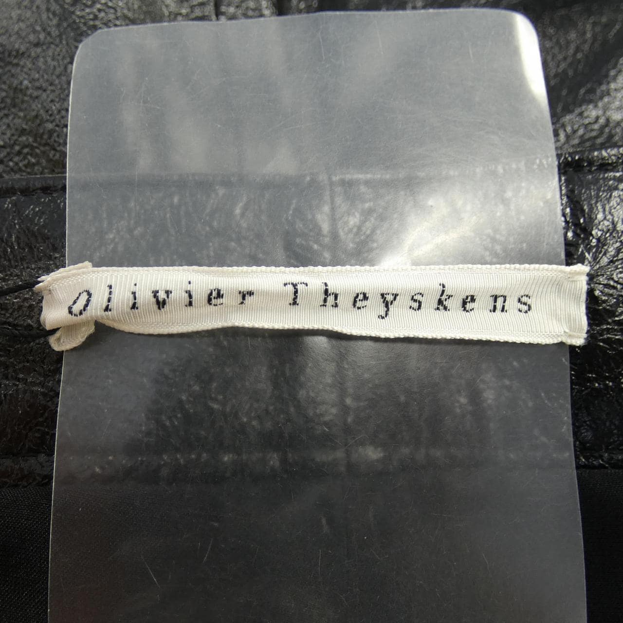 OLIVIER THEYSKENS パンツ