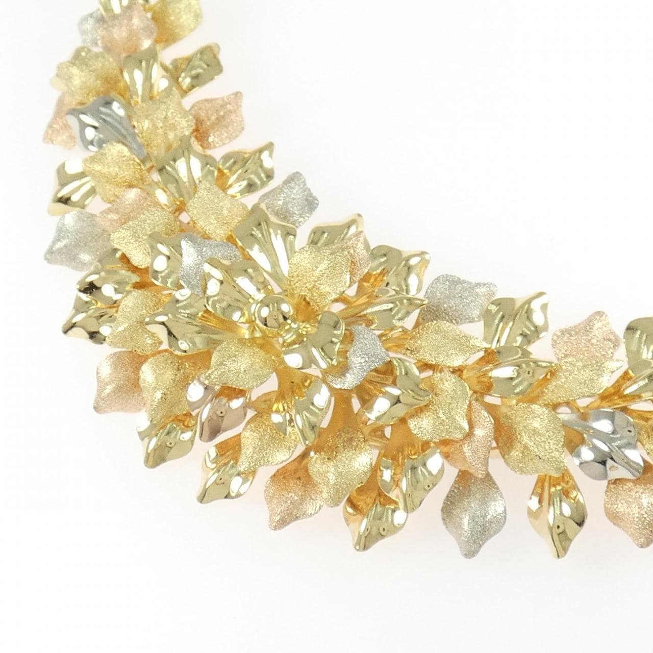 トレベール 750スリーカラー ネックレス