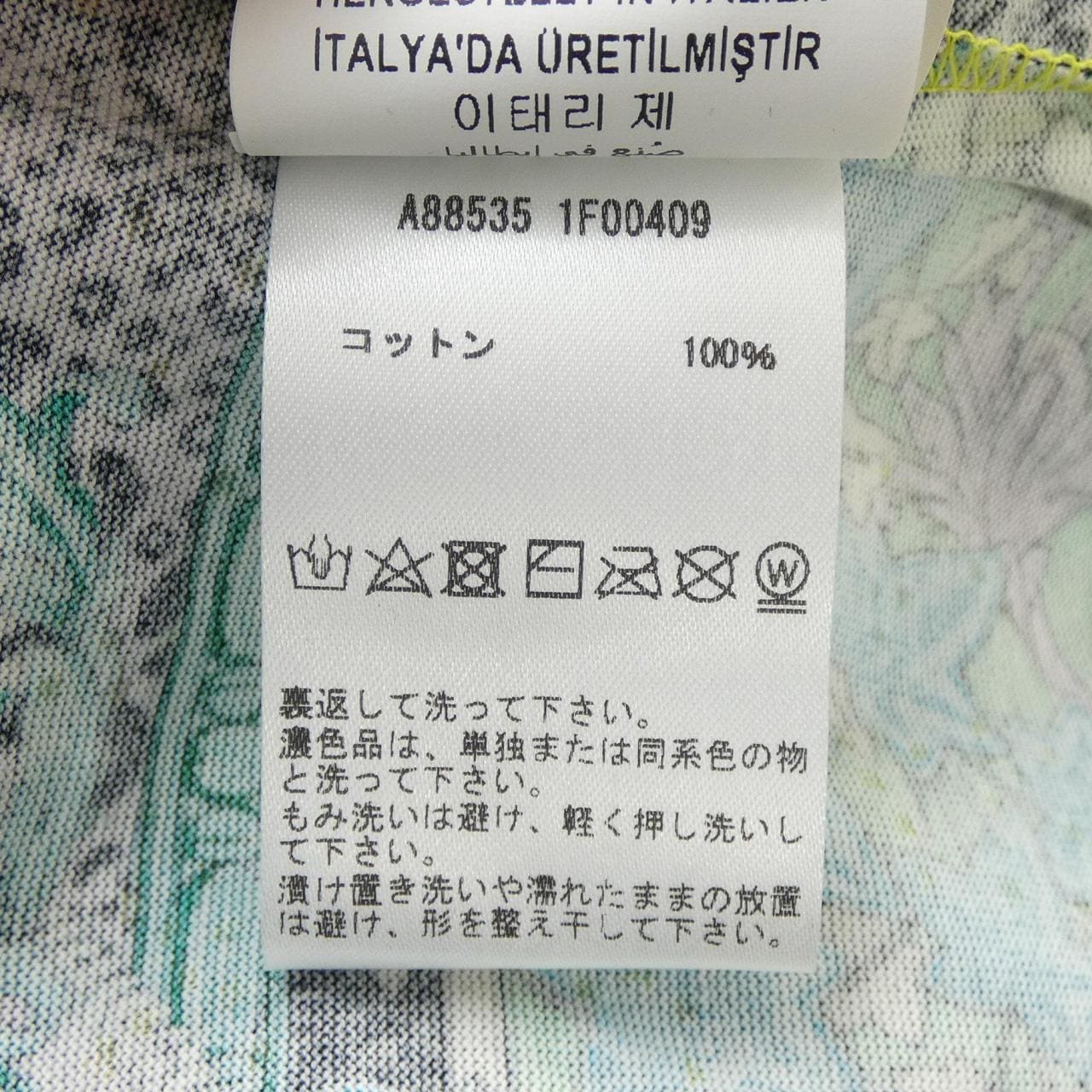 ヴェルサーチェ VERSACE A88535 Tシャツ