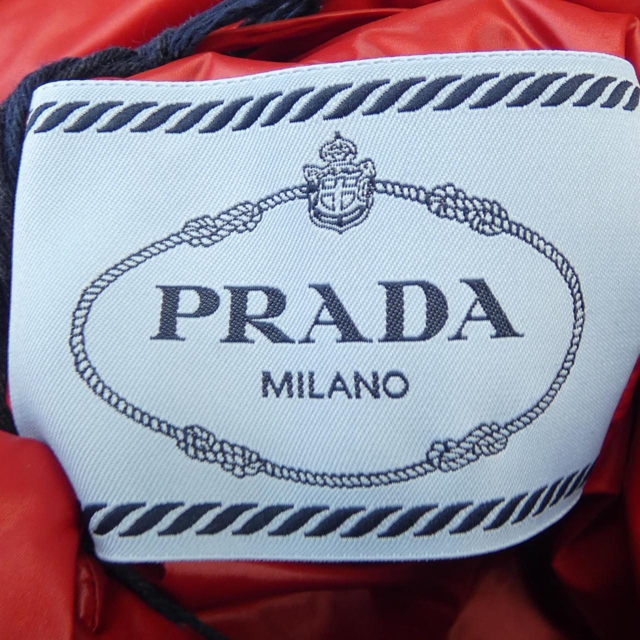 プラダ PRADA ダウンジャケット