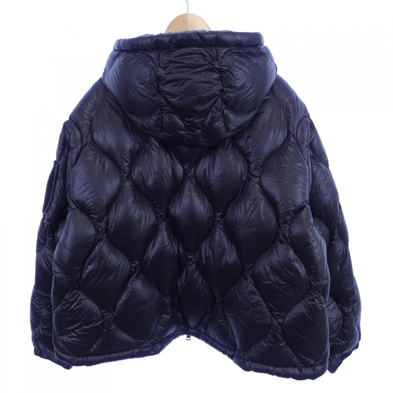 モンクレール MONCLER ダウンジャケット