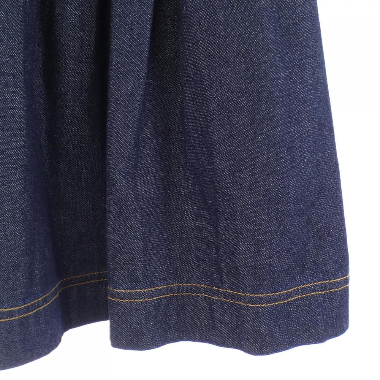 フェンディ FENDI FLQ534 AC5J スカート