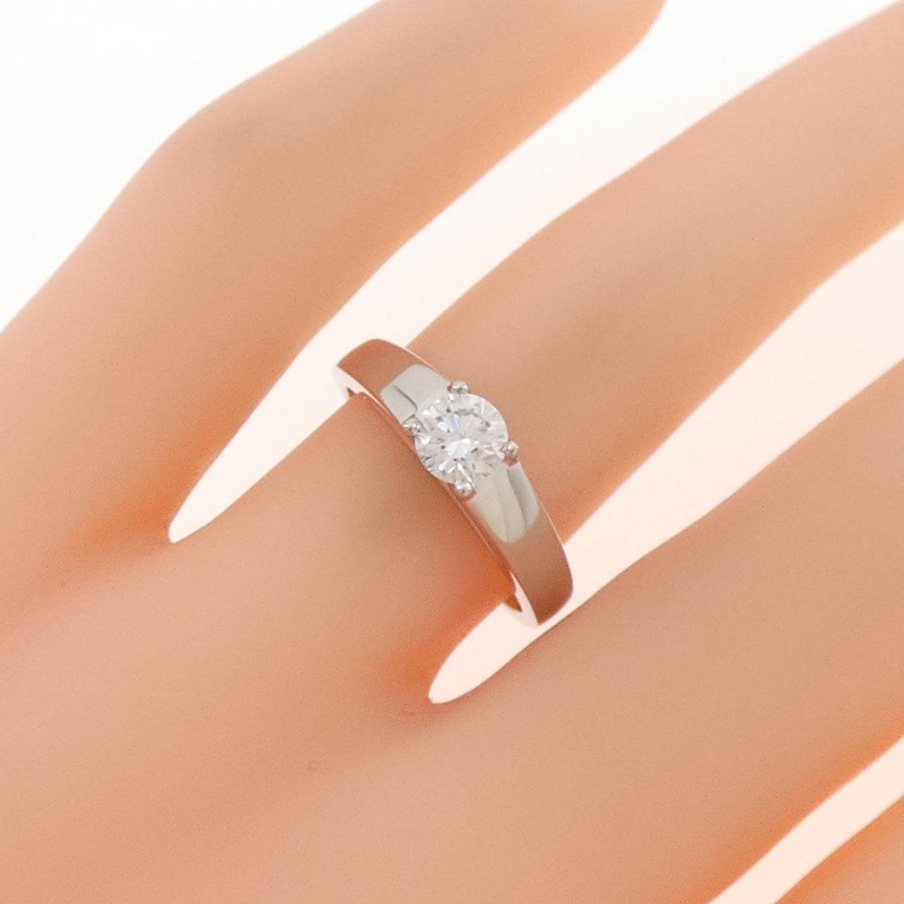 ブルガリ マリーミー リング 0.38CT E VS1