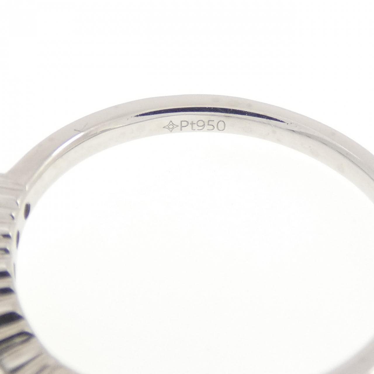 ジーエスティービー ダイヤモンド リング 0.40CT