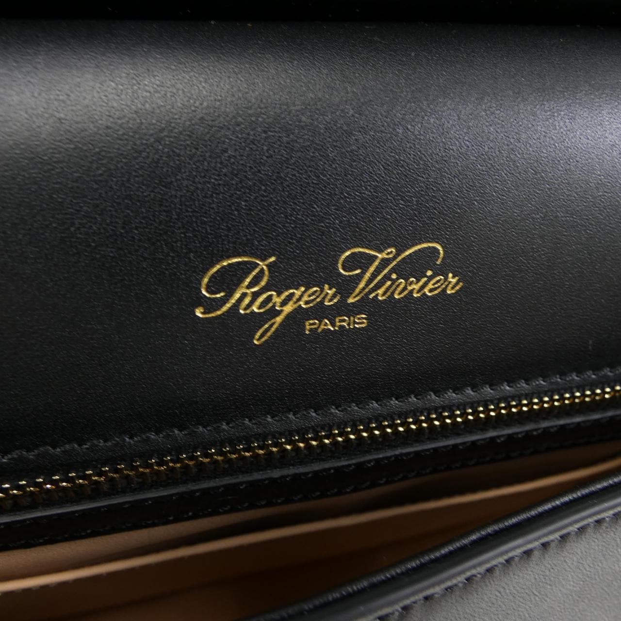 ロジェヴィヴィエ ROGER VIVIER BAG