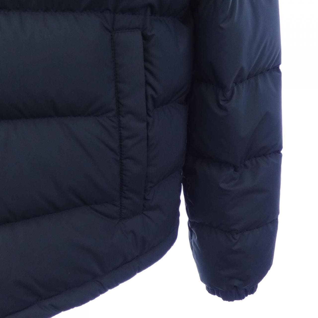 【新品】モンクレール MONCLER LAVERAET ダウンジャケット