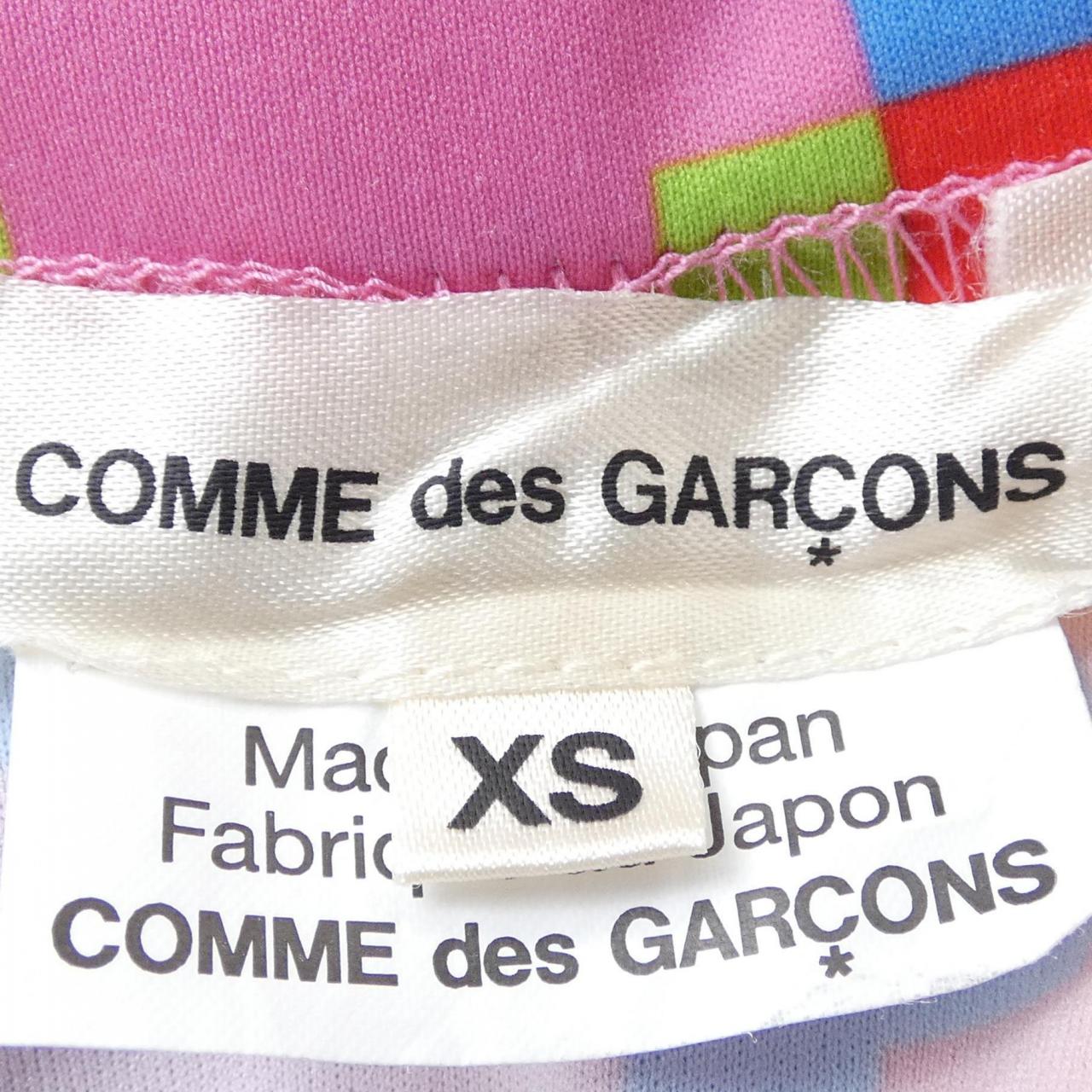 コムデギャルソン COMME des GARCONS GM-T019 トップス