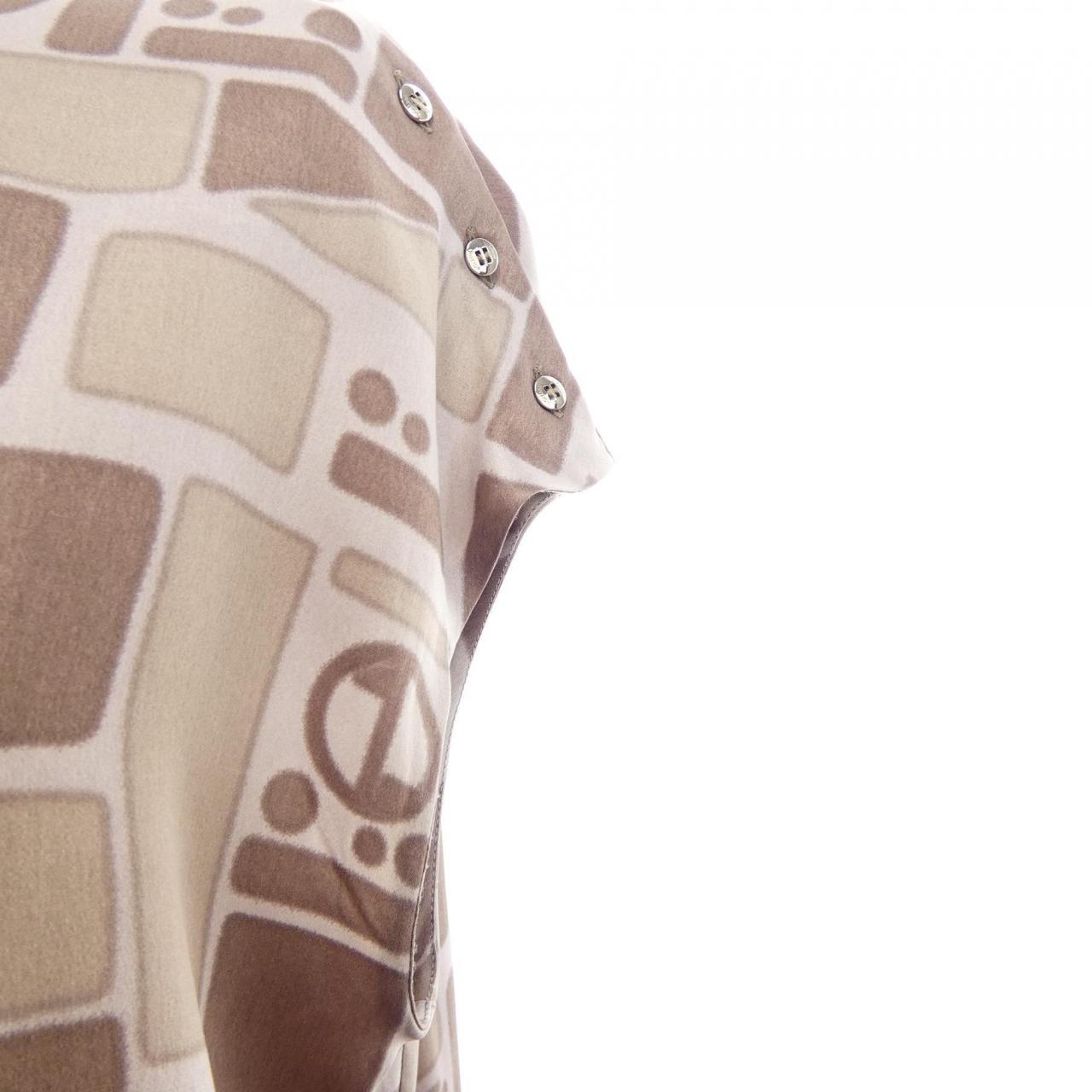 ルイヴィトン LOUIS VUITTON トップス