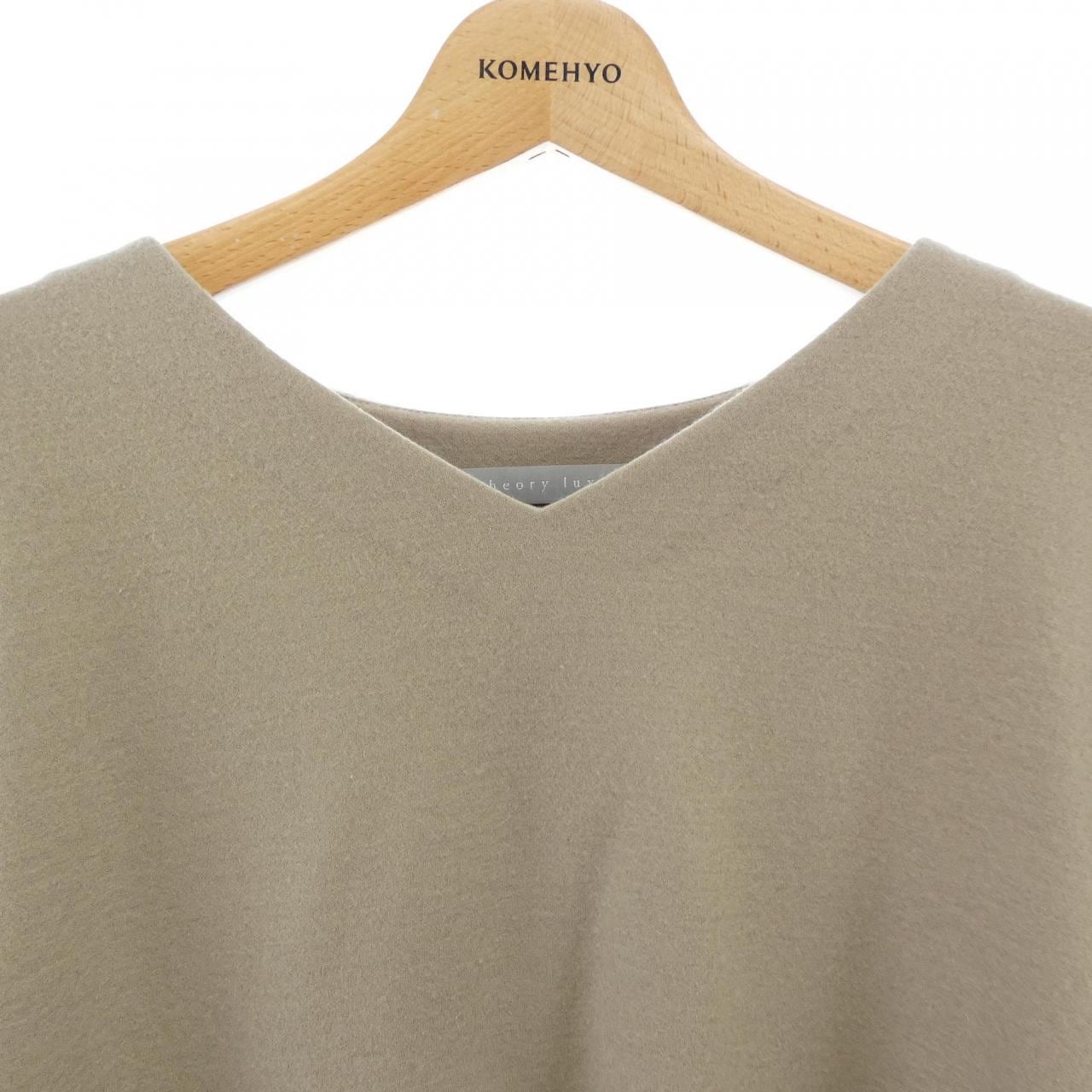 セオリーリュクス Theory luxe トップス