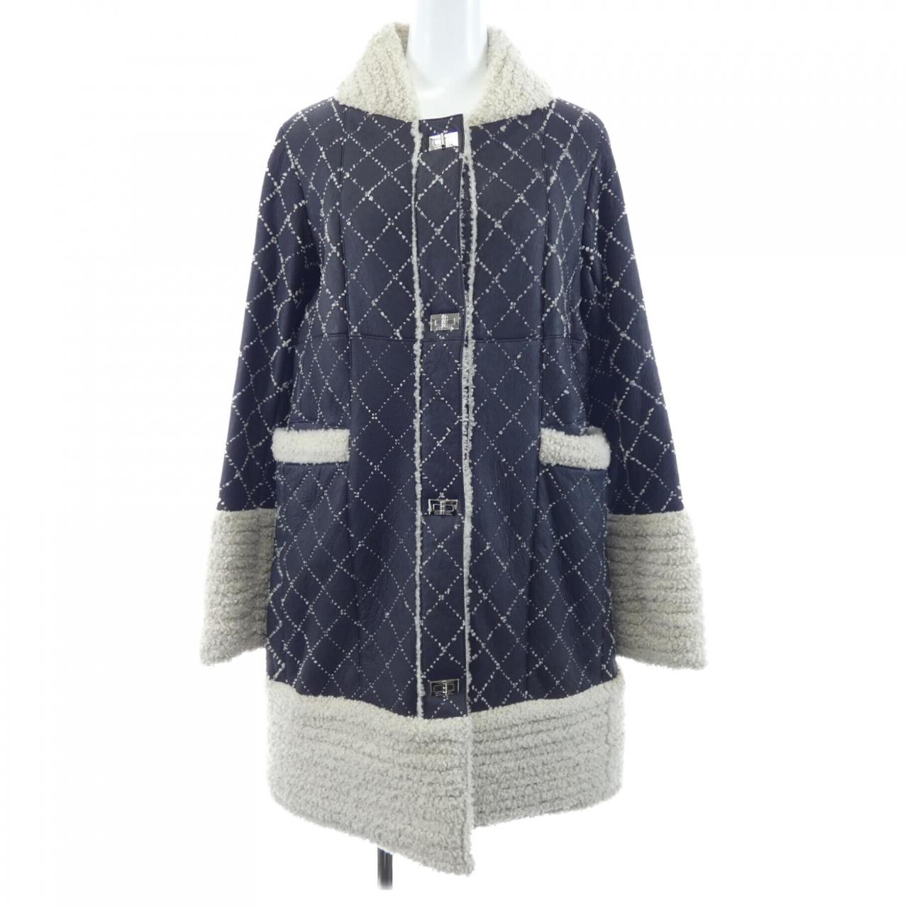 シャネル CHANEL P39025C00127 レザーコート