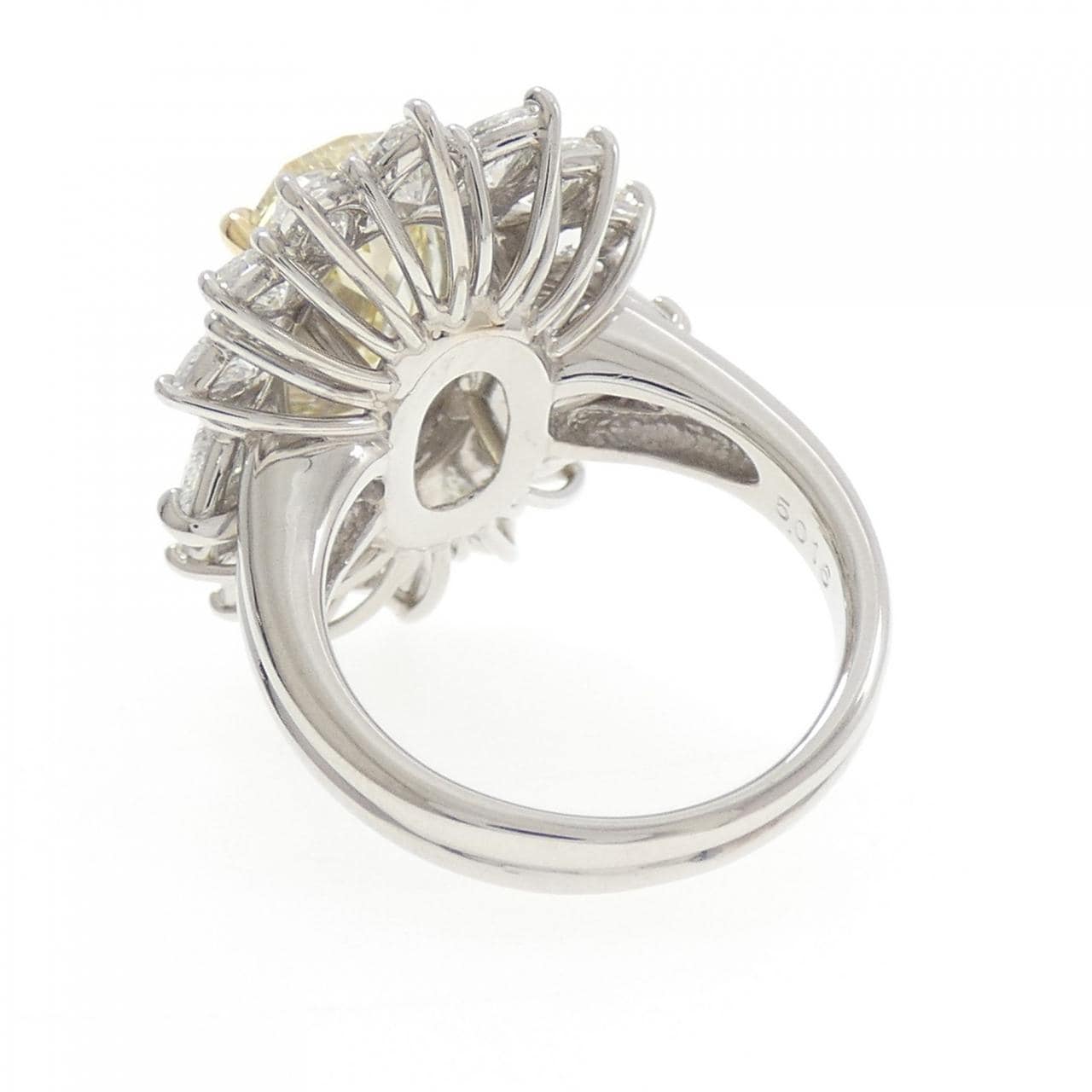 PT900/K18YG ダイヤモンド リング 5.016CT LY SI1 オーバルカット