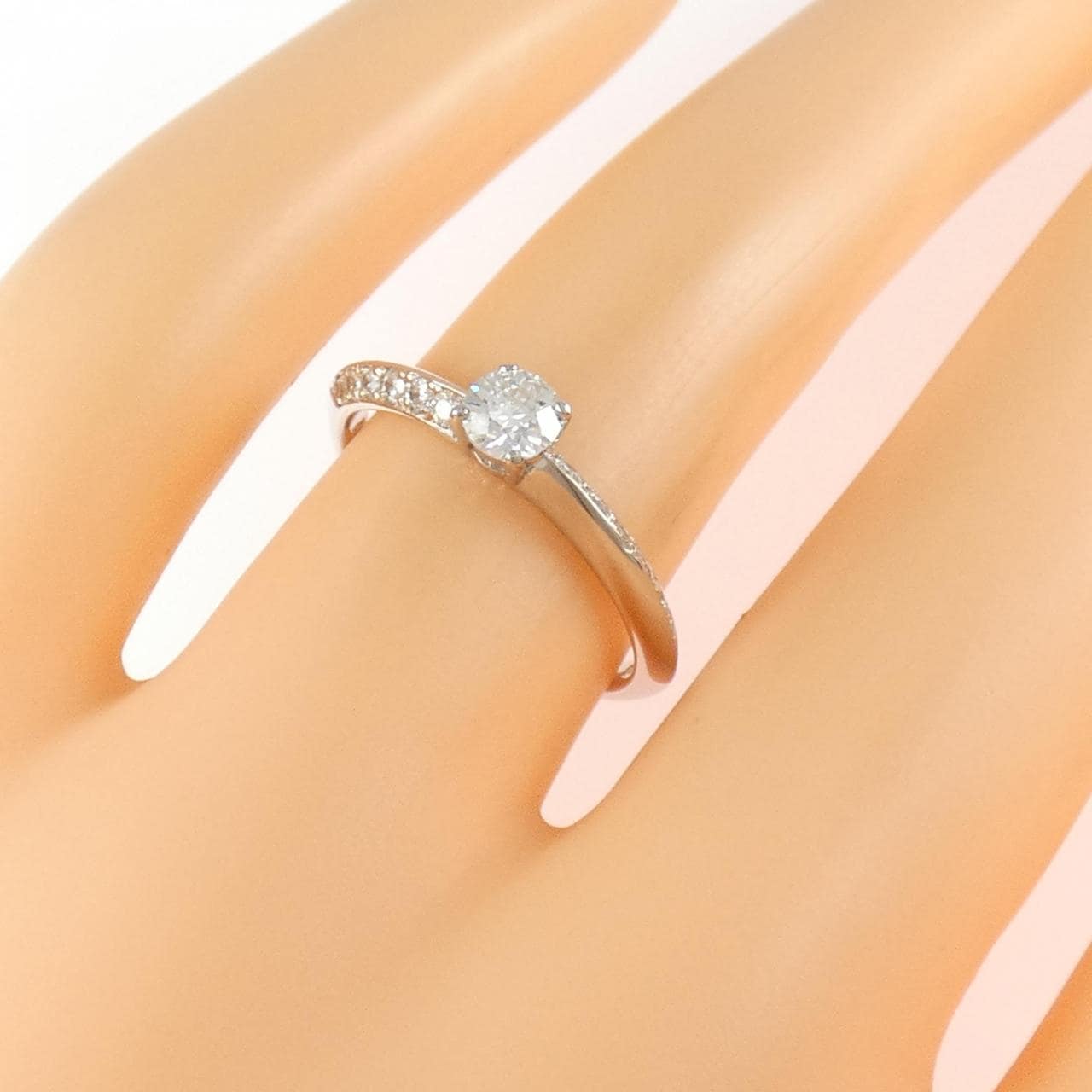 PT900 ダイヤモンド リング 0.242CT H VS2 Fair