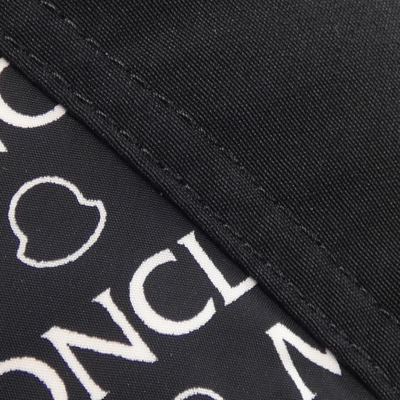 モンクレール MONCLER ダウンコート