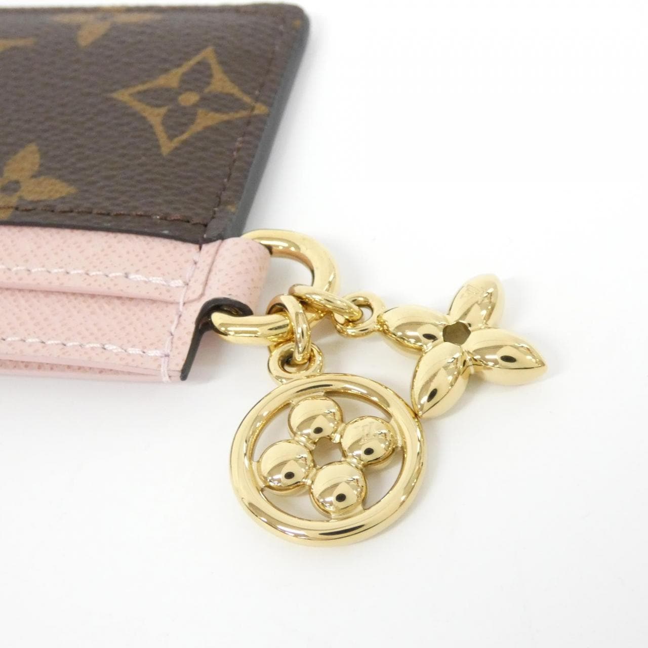 ルイヴィトン モノグラム カードケース ポルト カルト LVチャーム M82739 カードケース