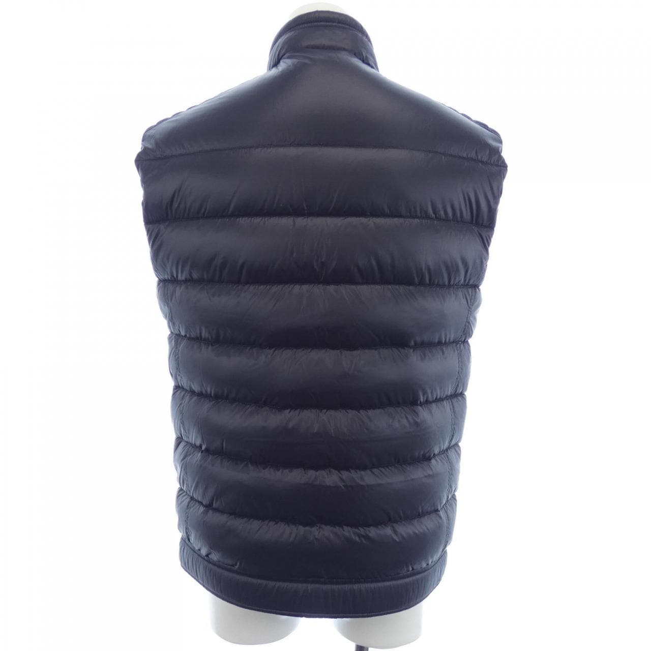 プラダ PRADA トライアングルロゴ SGB628 R142 ダウンベスト