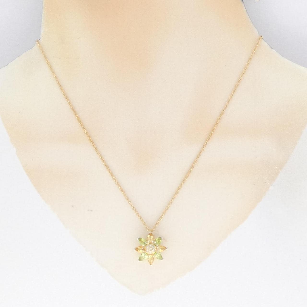 K18YG/K18WG colored stone necklace