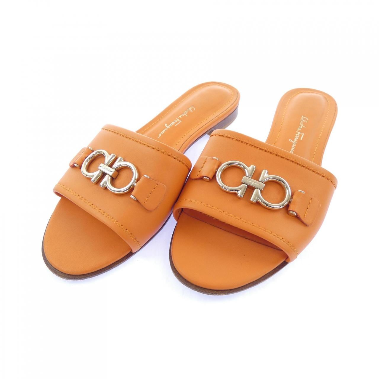 サルヴァトーレフェラガモ SALVATORE FERRAGAMO サンダル