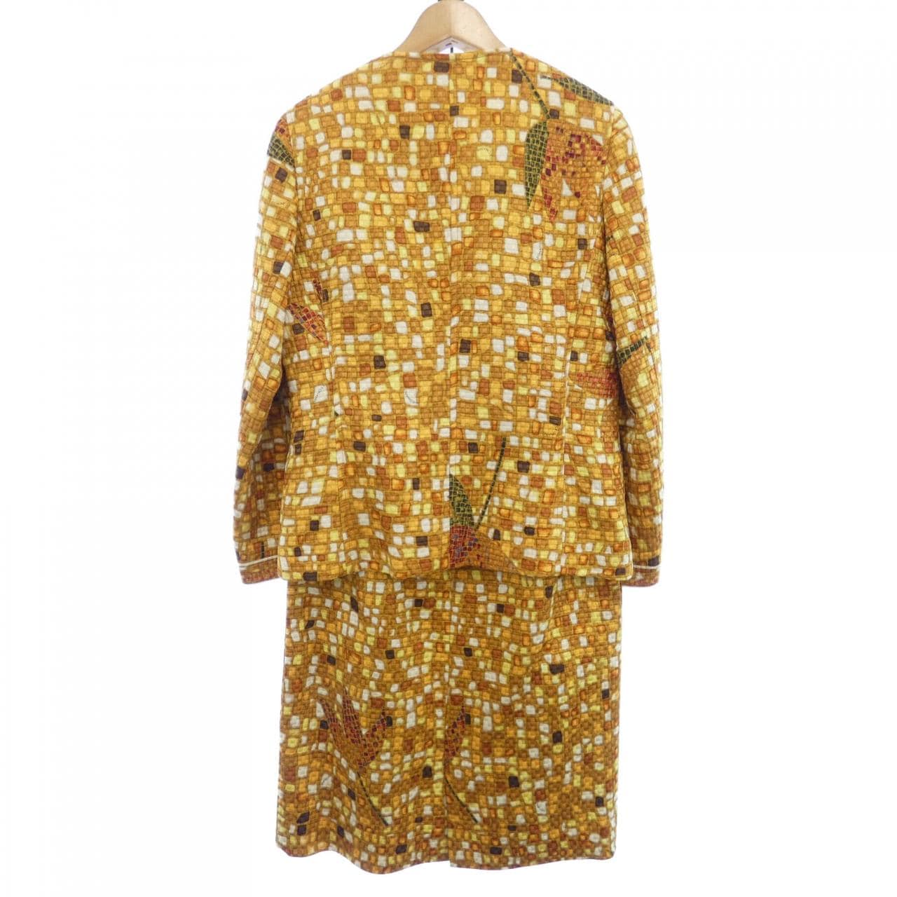 莱昂纳多时尚LEONARD FASHION套装