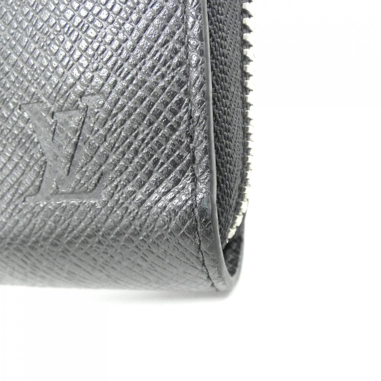 ルイヴィトン タイガ ジッピー ウォレット ホリゾンタル M31071 財布