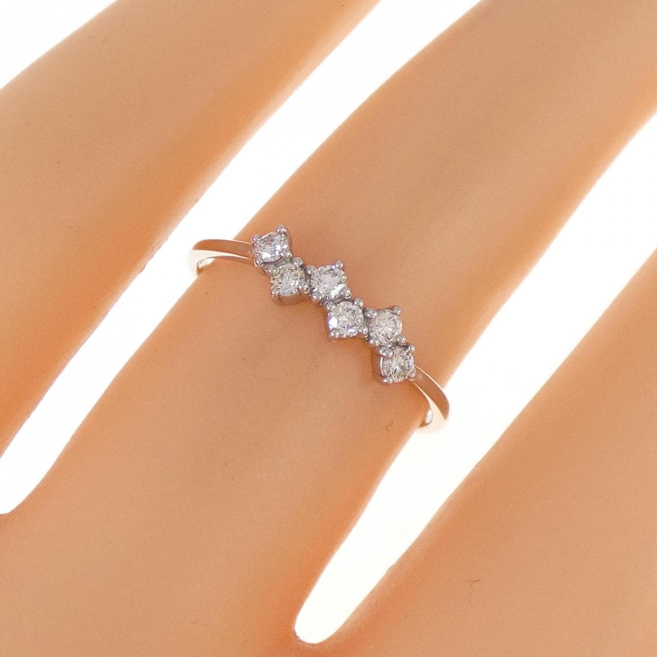 【新品】PT ダイヤモンド リング 0.15CT