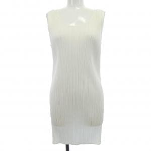 プリーツプリーズ PLEATS PLEASE PP01-JK602 トップス