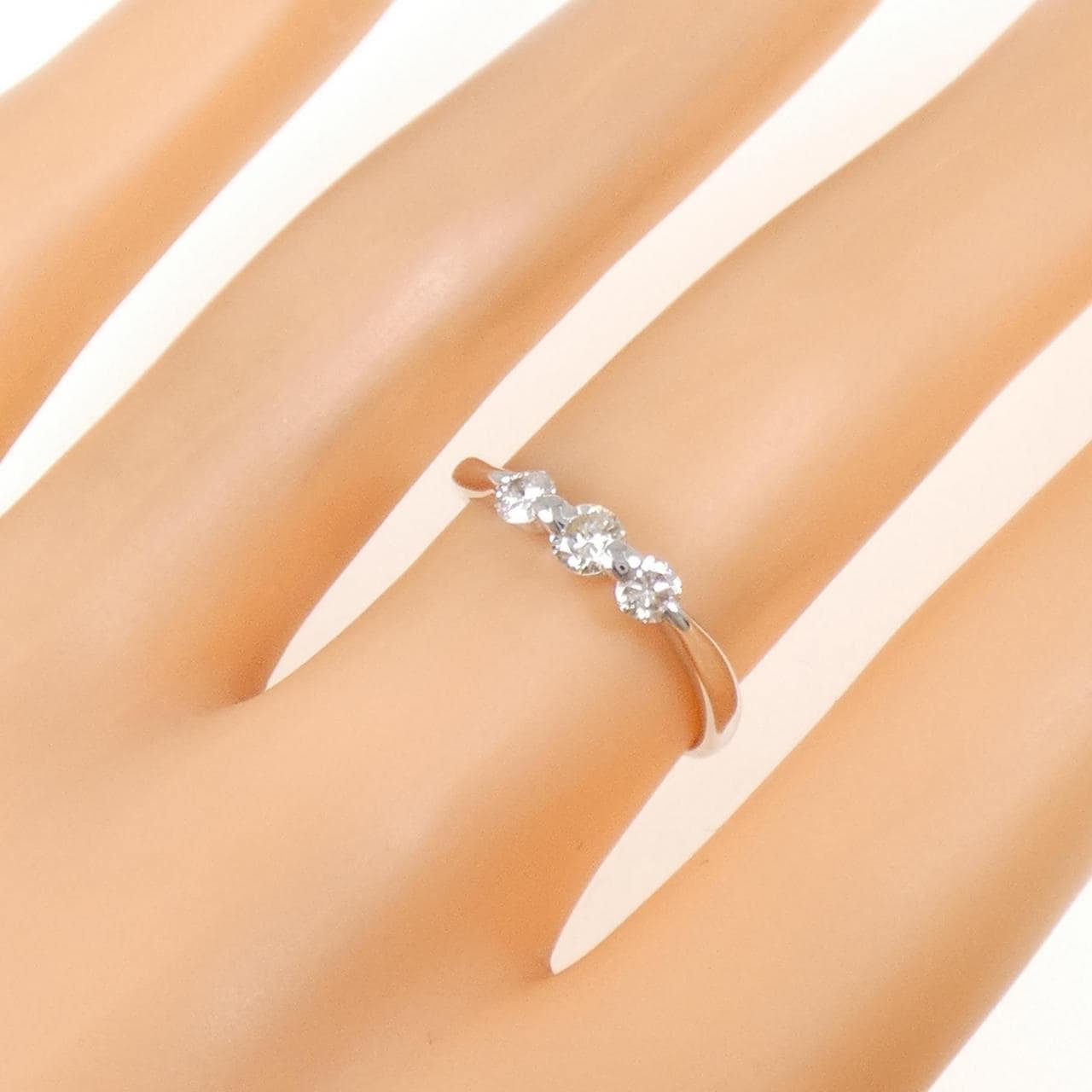 K18WG ダイヤモンド リング 0.35CT