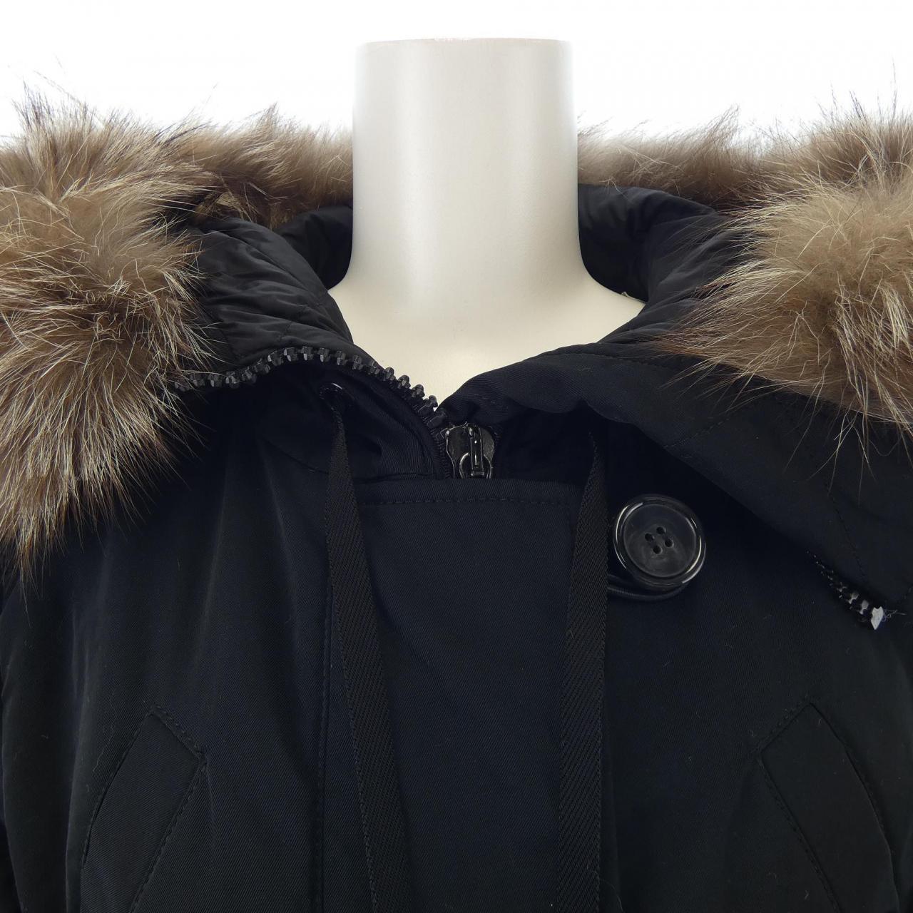モンクレール MONCLER ダウンコート