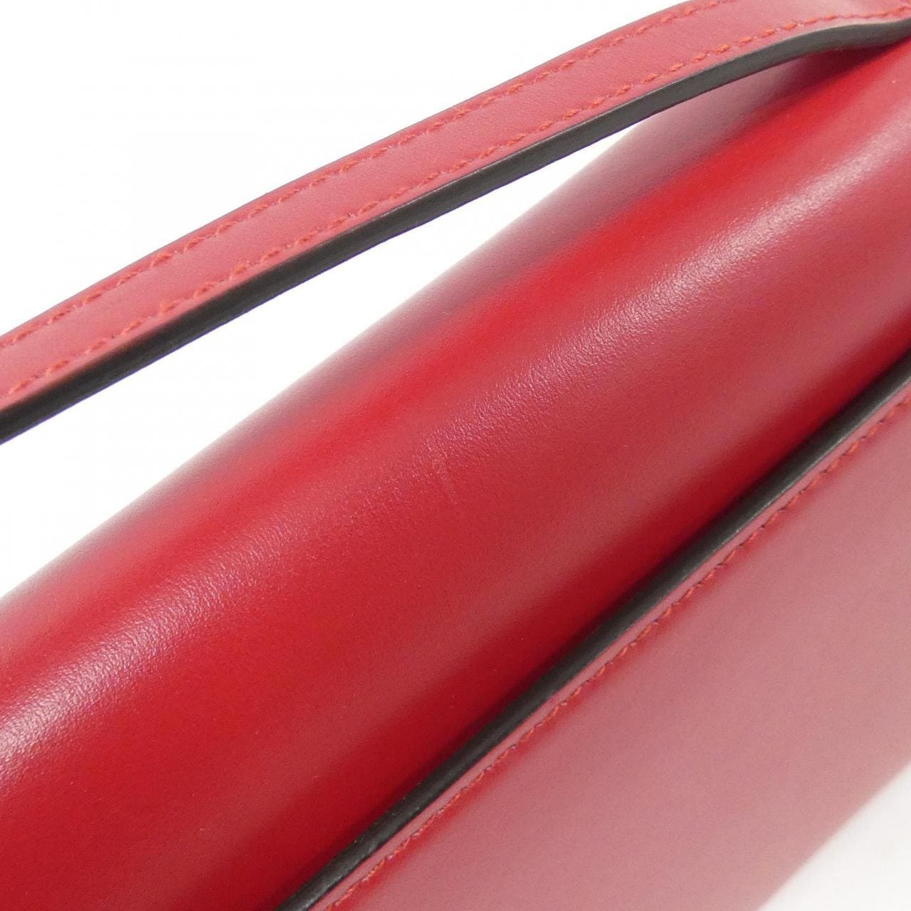 グッチ GUCCI ZUMI 572375 05J0X バッグ