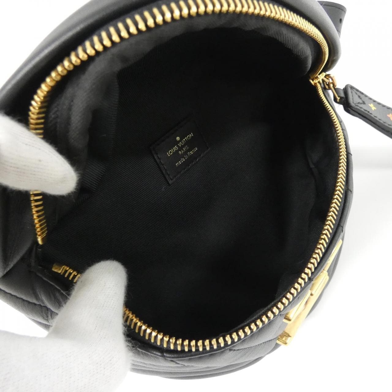 LOUIS VUITTON New Wave LOUIS VUITTON New Wave Bum Bag M53750 Shoulder Bag