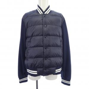 モンクレール MONCLER I20918G00011 ダウンジャケット