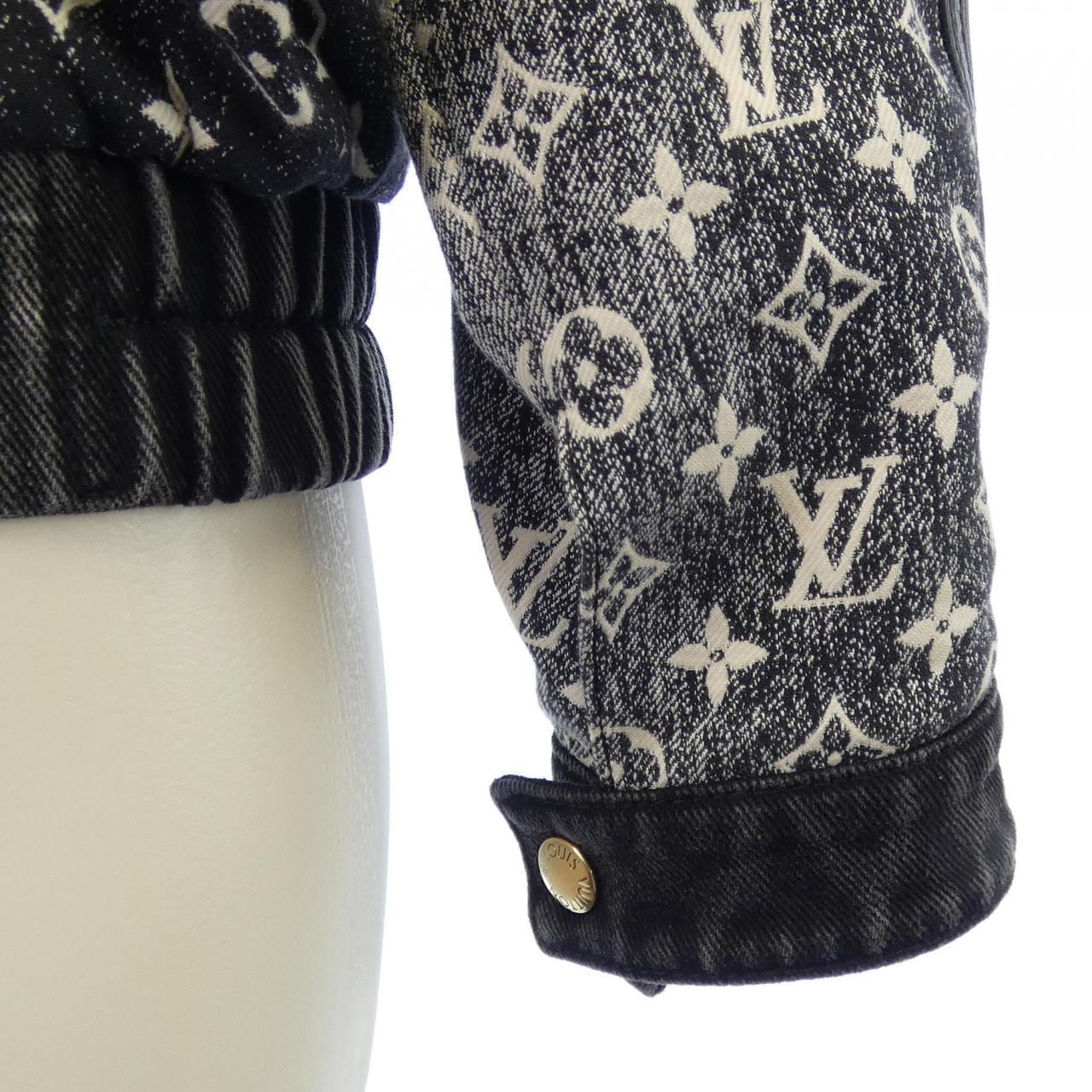 ルイヴィトン LOUIS VUITTON FOJA68KJ2 ブルゾン