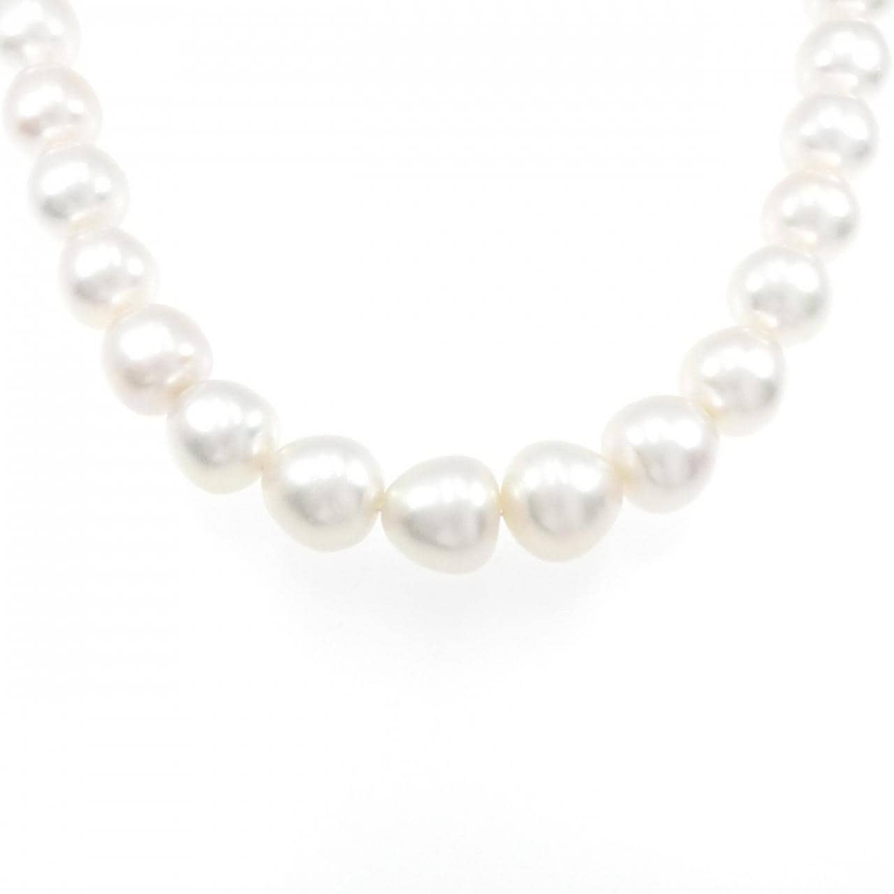 Silver clasp White Butterfly Pearl necklace