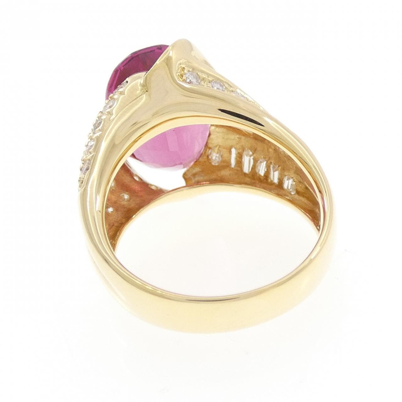 K18YG碧璽戒指，6.30克拉