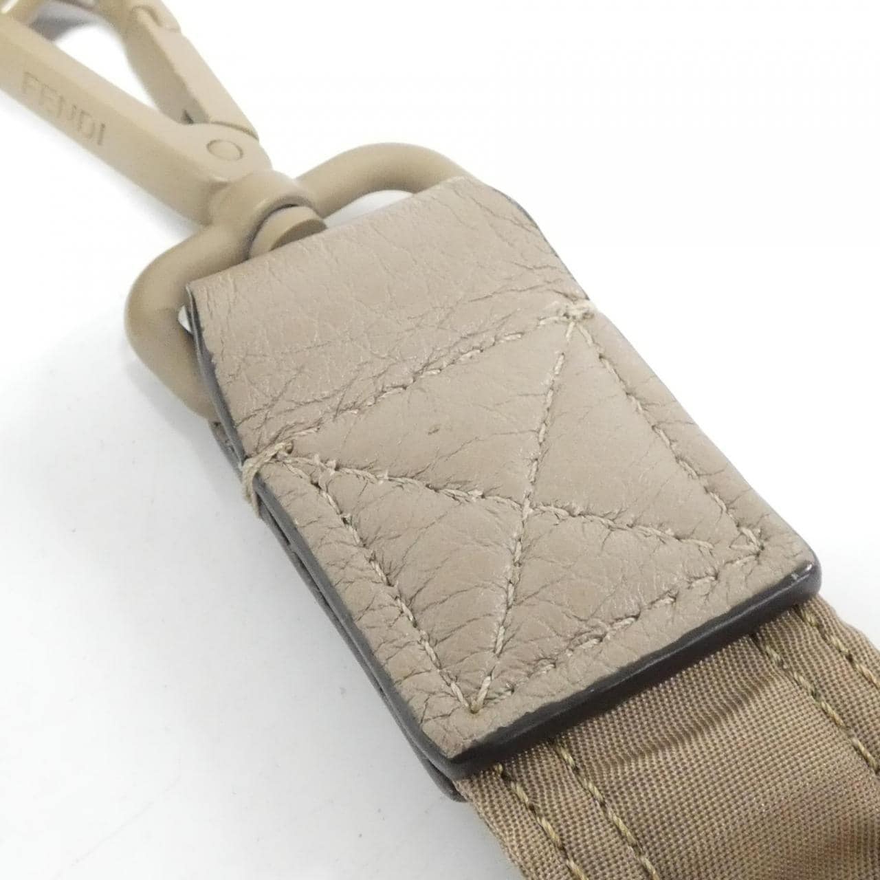 フェンディ バゲット メッセンジャー ラージ 7VA536 AG0P ショルダーバッグ