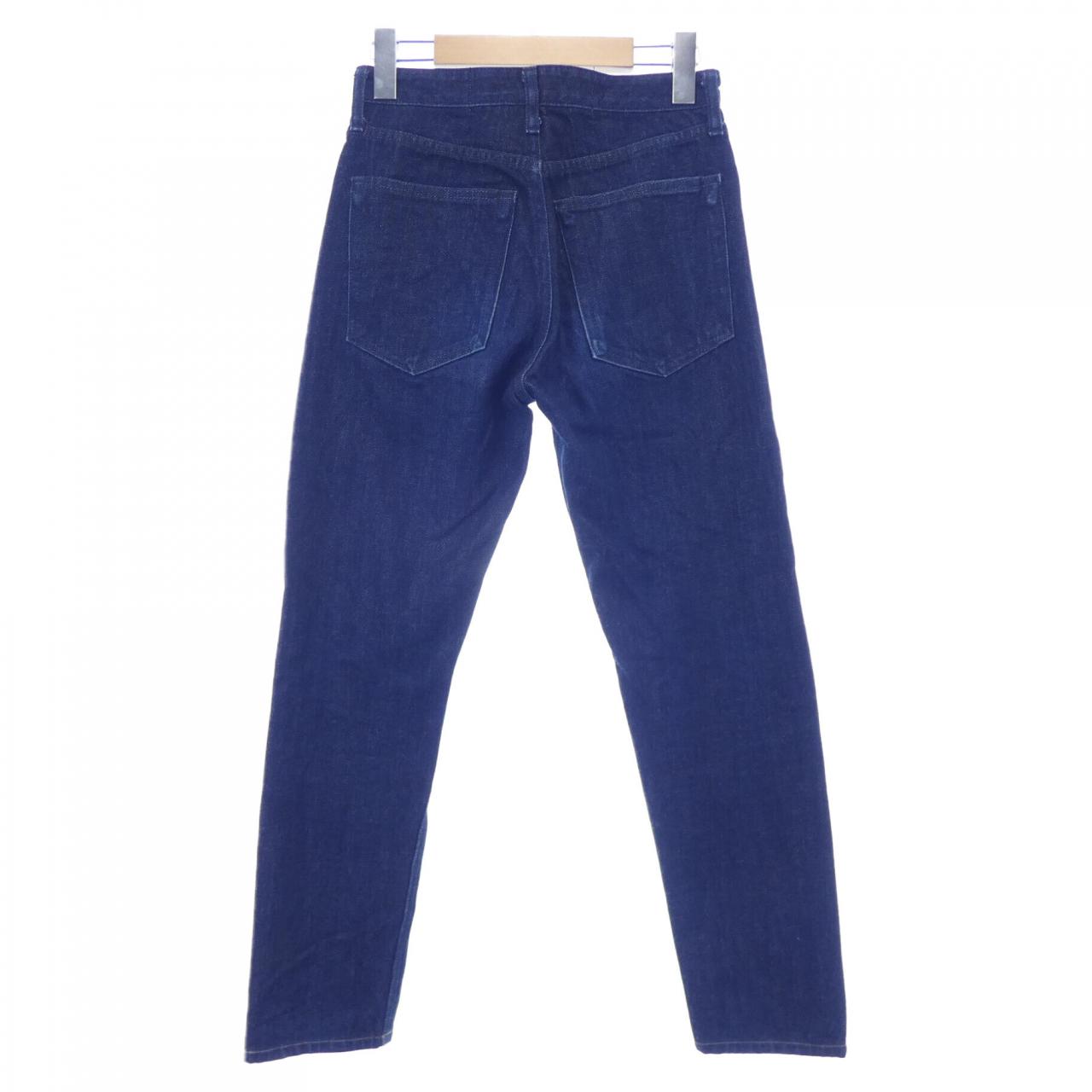 ジルサンダープラス JIL SANDER+ JPPQ633101WQ24670001 ジーンズ