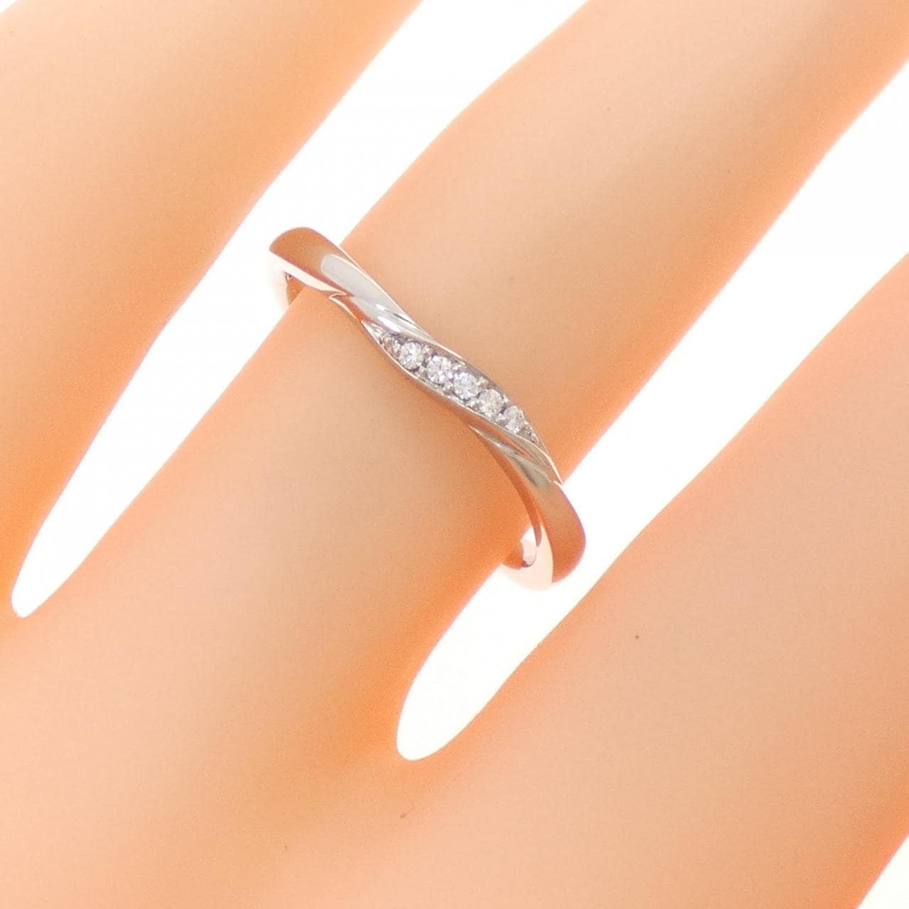 4゜C ダイヤモンド リング