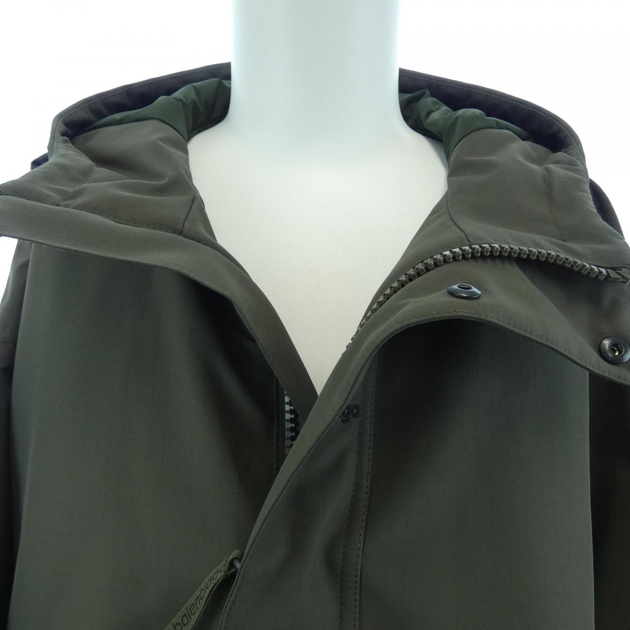 バレンシアガ BALENCIAGA SKIWEAR 813160 TPO41 ブルゾン