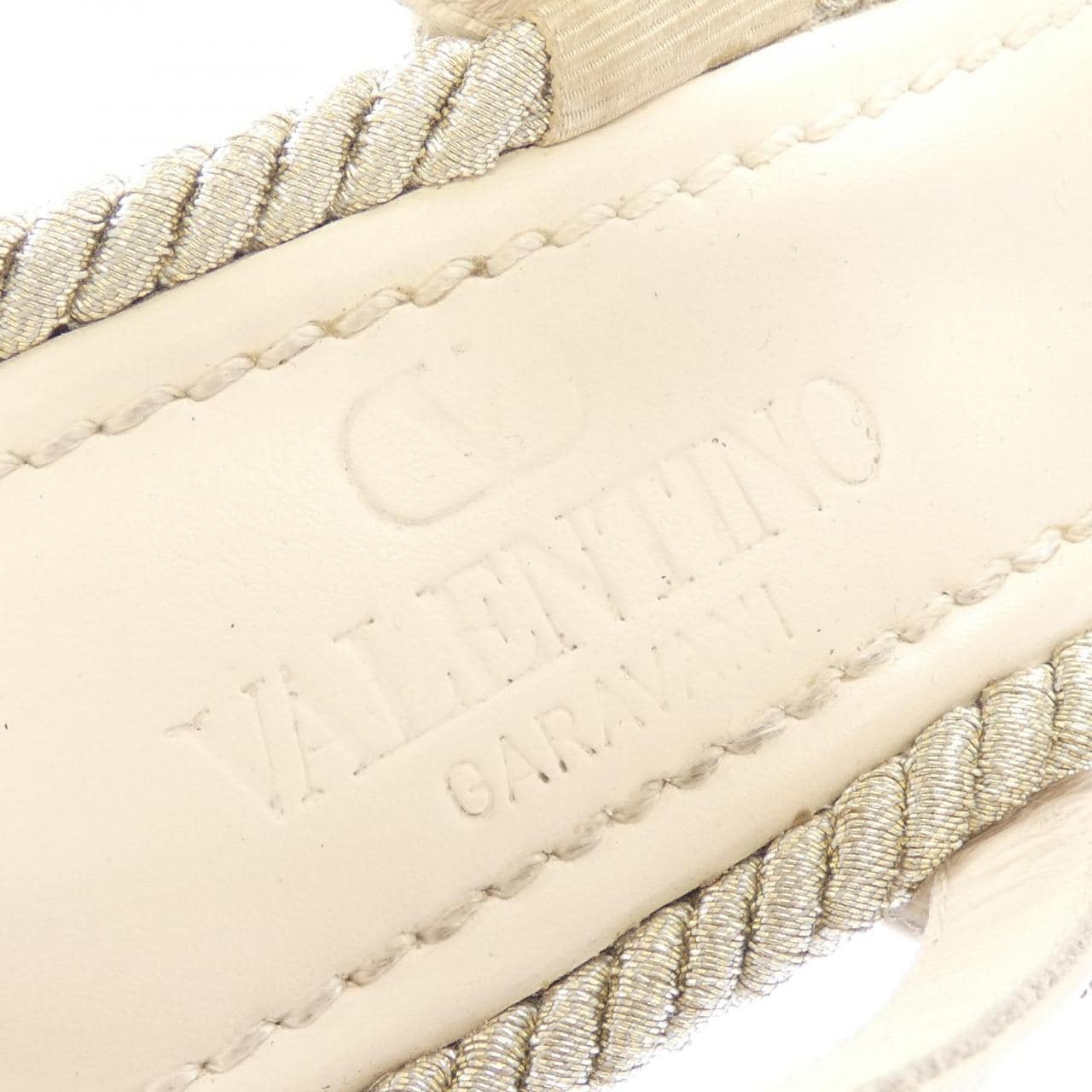 ヴァレンティノ VALENTINO LAZ F952 サンダル